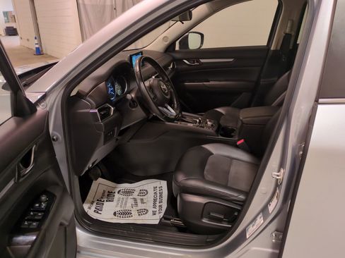 Used 2020 MAZDA CX-5 Touring image 16