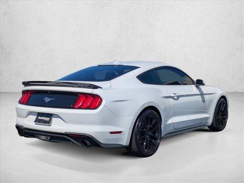 Used 2020 Ford Mustang Coupe RWD image 5