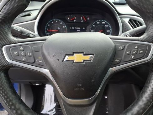 Used 2023 Chevrolet Malibu LT image 13