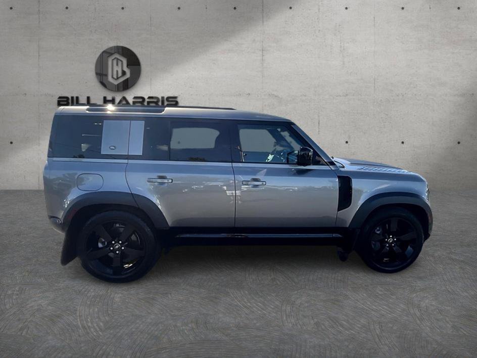Used 2022 Land Rover Defender 110 X-Dynamic HSE AWD/4WD image 5