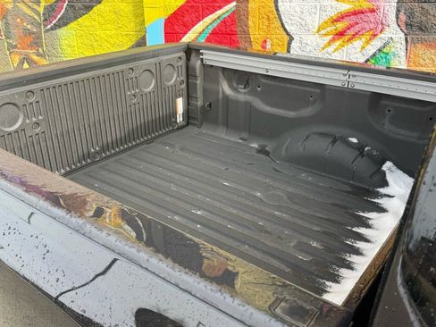 Used 2024 Nissan Titan PRO-4X w/ Pro-4x Convenience Package image 8