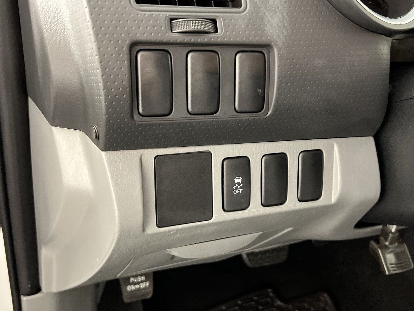Used 2014 Toyota Tacoma 2WD Regular Cab image 28