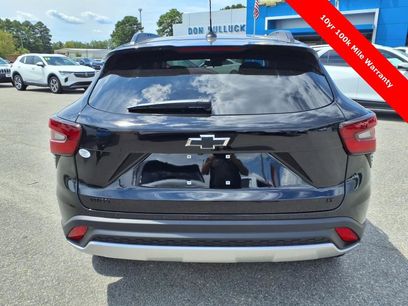 New 2025 Chevrolet Trax LT w/ LT Convenience Package