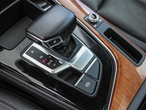 Used 2023 Audi A4 2.0T Premium w/ Convenience Package image 20