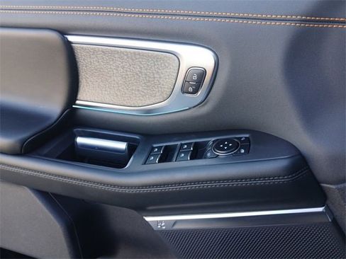 New 2025 Ford Expedition Tremor image 18