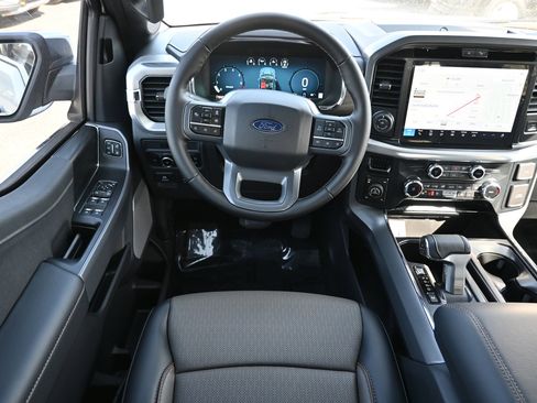 New 2025 Ford F150 Lariat w/ Equipment Group 501A Mid image 21