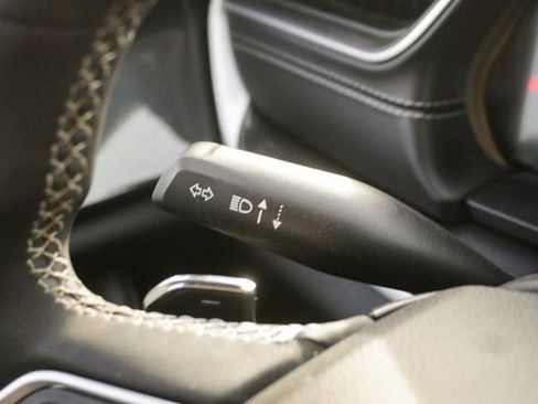 Used 2023 Jeep Grand Cherokee Altitude image 23