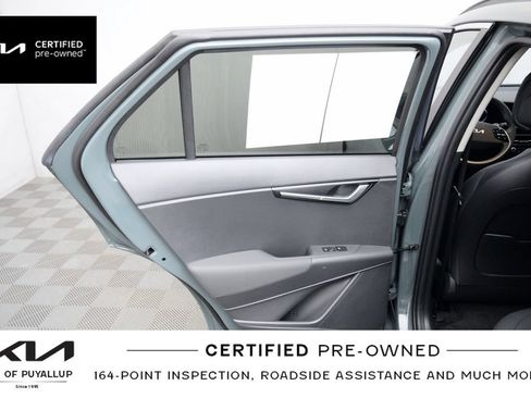 Certified 2024 Kia Niro Wind w/ Wind Preserve Package FWD image 12