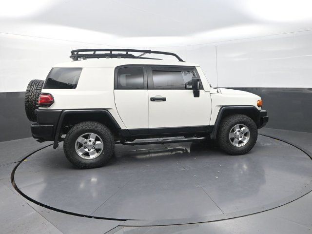 Used 2010 Toyota FJ Cruiser 4WD w/ Convenience Pkg image 11