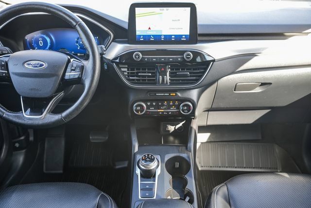 Used 2021 Ford Escape Titanium AWD/4WD image 16