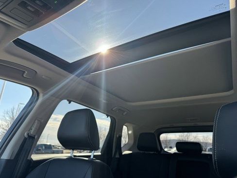 Used 2024 Nissan Rogue SL w/ SL Premium Package image 20