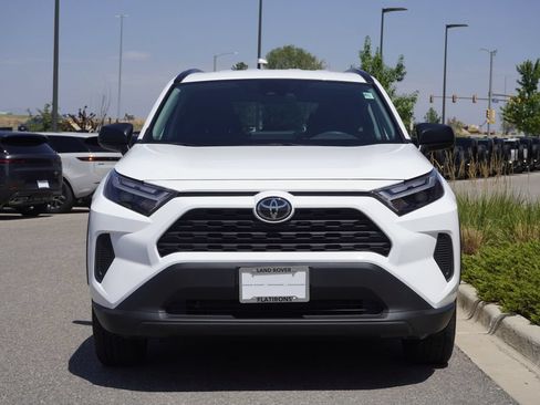 Used 2025 Toyota RAV4 LE AWD/4WD image 5