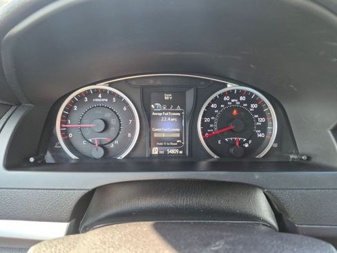 Used 2015 Toyota Camry XSE FWD image 11