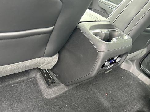 New 2026 Buick Enclave Sport Touring w/ Power Package FWD image 24