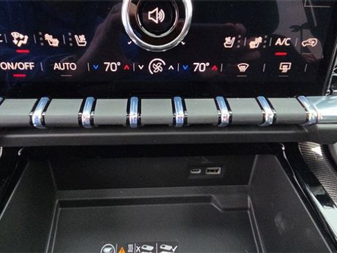 New 2026 GMC Yukon XL Elevation w/ Elevation Premium Package image 28