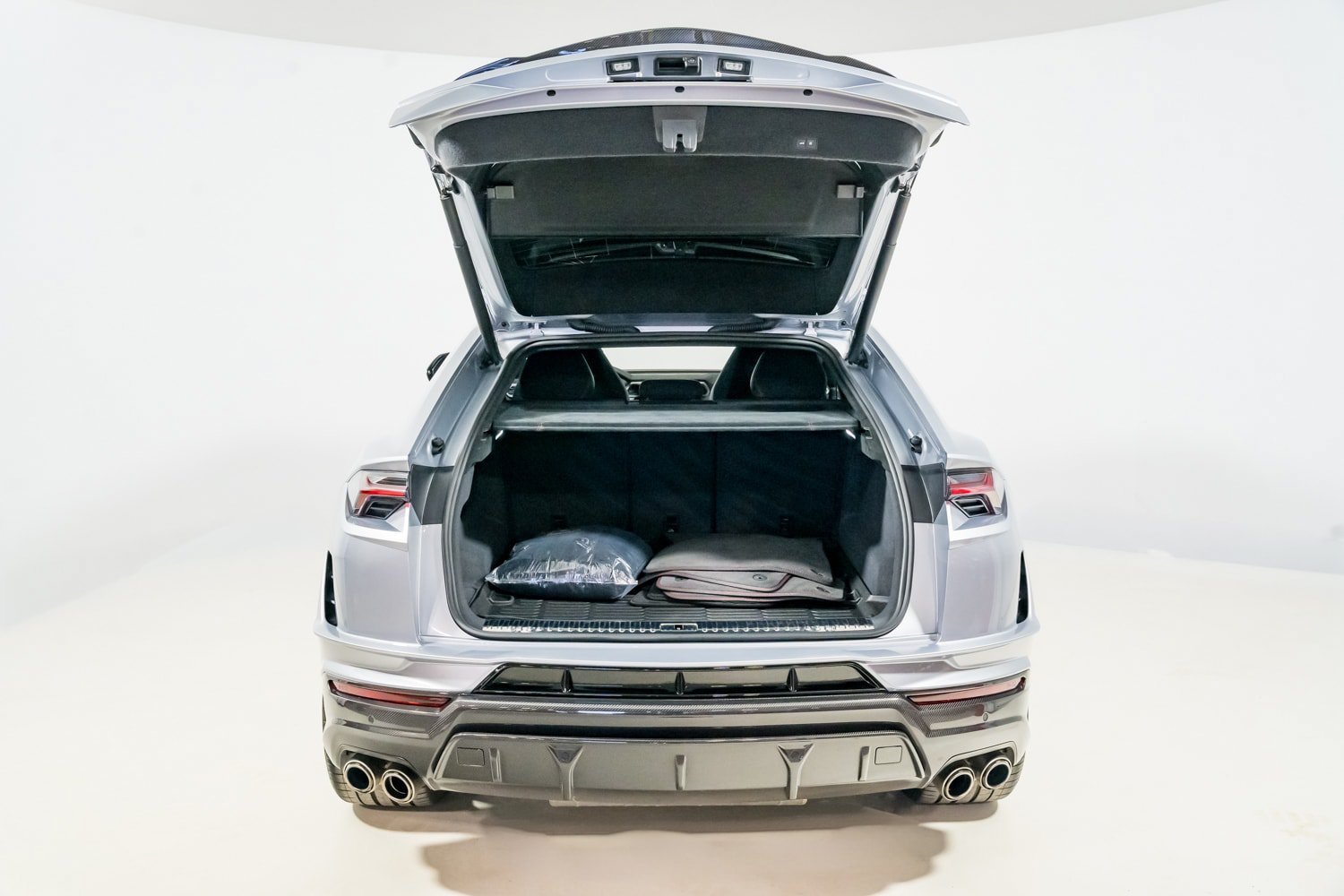 Used 2024 Lamborghini Urus Performante AWD/4WD image 50