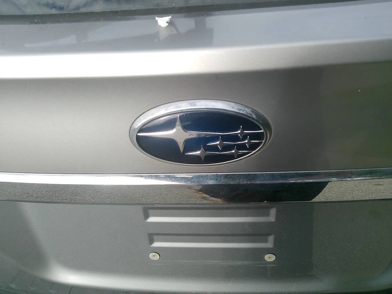Used 2011 Subaru Outback 3.6R Limited w/ PWR Moonroof Pkg AWD/4WD image 12