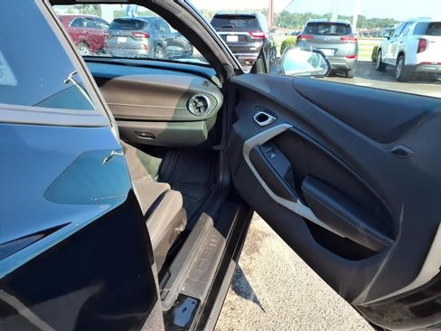 Used 2024 Chevrolet Camaro LT w/ RS Package image 22