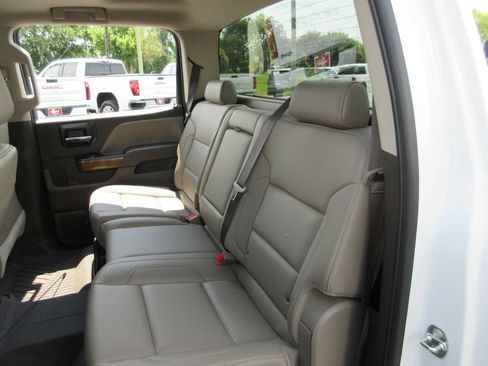 Used 2017 GMC Sierra 1500 SLT w/ SLT Premium Package AWD/4WD image 24