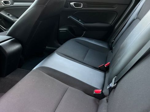 Used 2023 Honda Civic Sport image 5