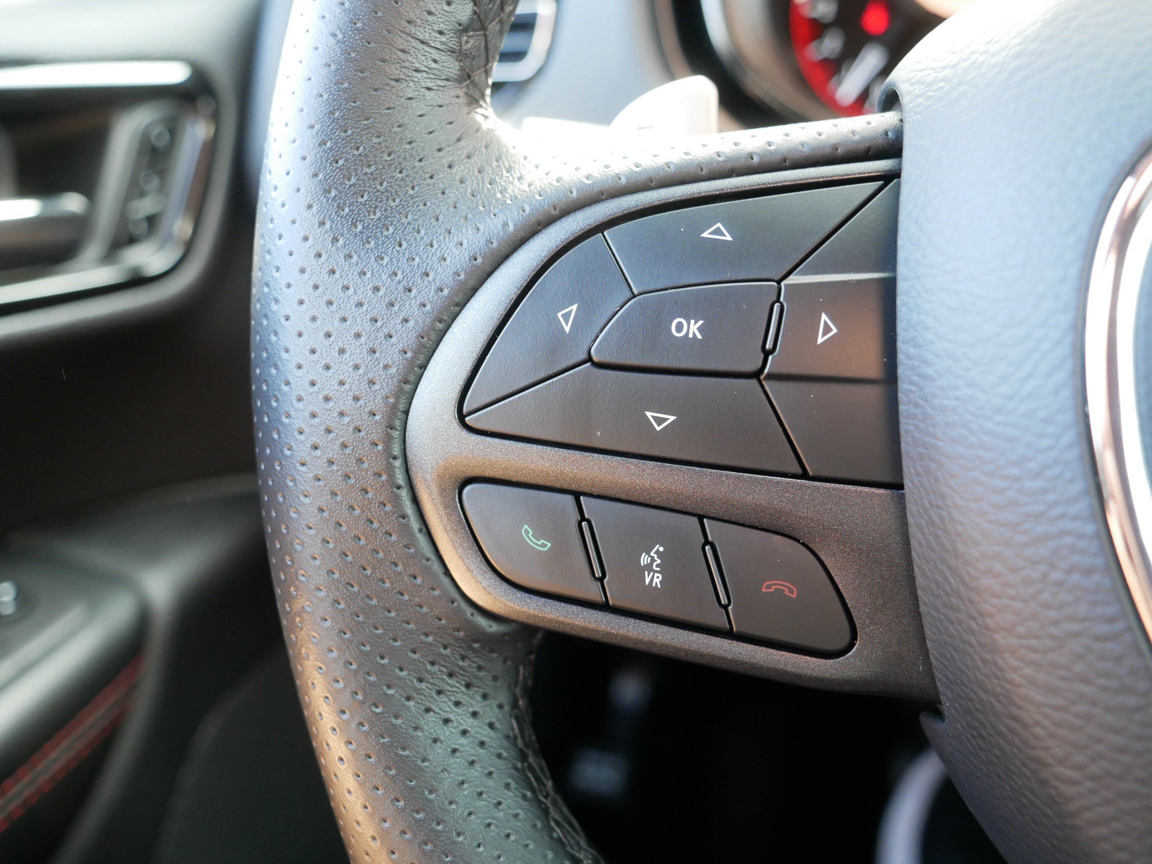 Used 2025 Dodge Durango GT AWD/4WD image 27