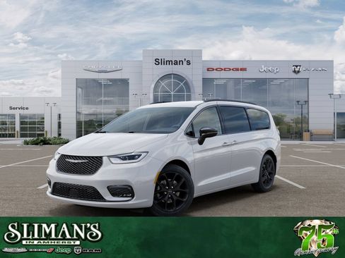 New 2026 Chrysler Pacifica Select w/ S Appearance Package FWD image 1
