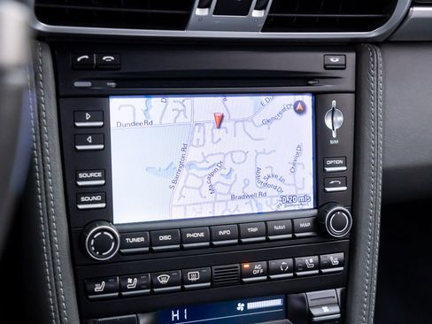 Used 2010 Porsche 911 Carrera S image 25