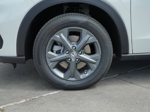 New 2026 Honda HR-V LX image 12