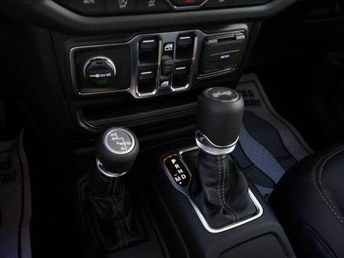 New 2026 Jeep Wrangler Sahara w/ Safety Group image 38