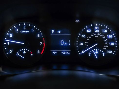 Used 2020 Hyundai Tucson SE image 16