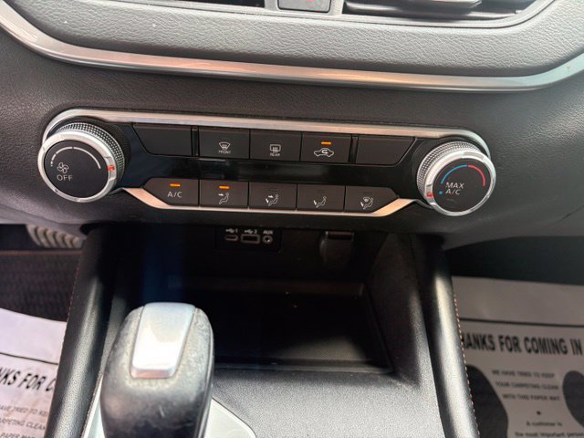 Used 2022 Nissan Altima 2.5 SR AWD/4WD image 19