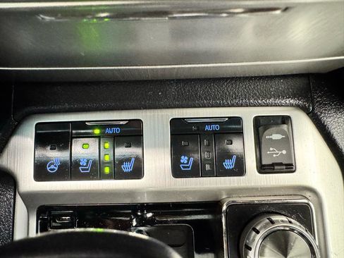 Used 2021 Toyota Land Cruiser AWD/4WD image 37