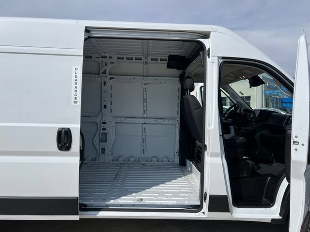 Used 2025 RAM ProMaster 2500 FWD image 13