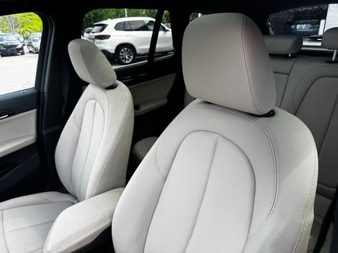 Used 2020 BMW X1 xDrive28i w/ Premium Package AWD/4WD image 9