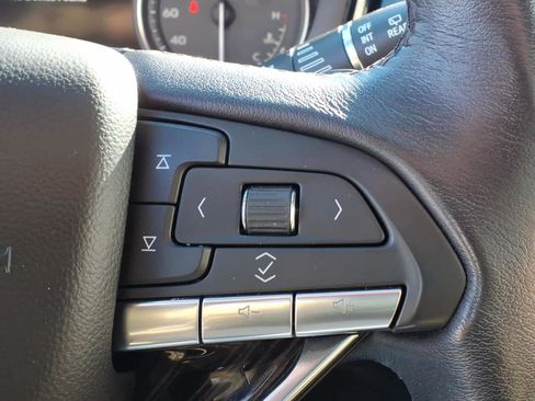 Used 2023 Cadillac XT6 Premium Luxury w/ Technology Package image 12