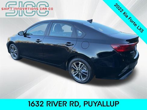 Used 2022 Kia Forte LXS image 4
