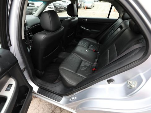 Used 2004 Honda Accord EX image 12