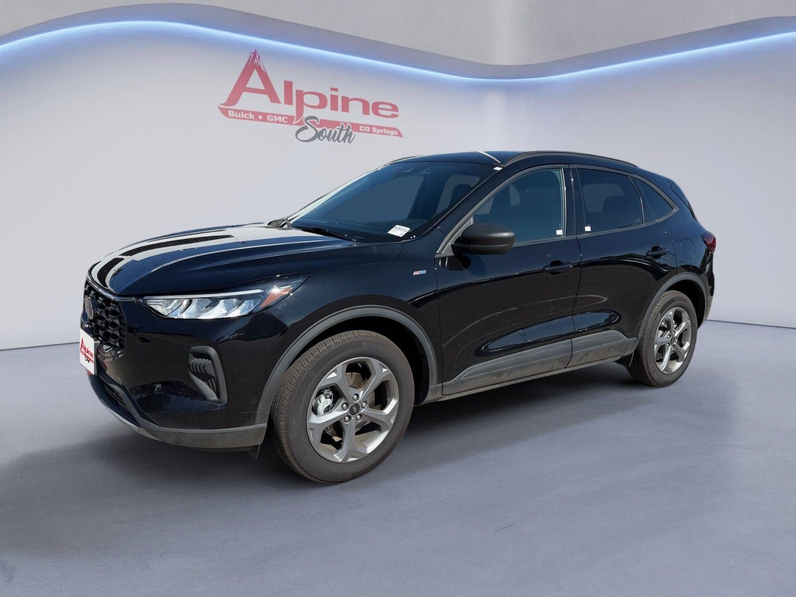 Used 2025 Ford Escape ST-Line AWD/4WD image 1