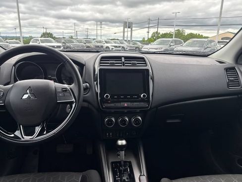 Used 2024 Mitsubishi Outlander Sport AWD image 12