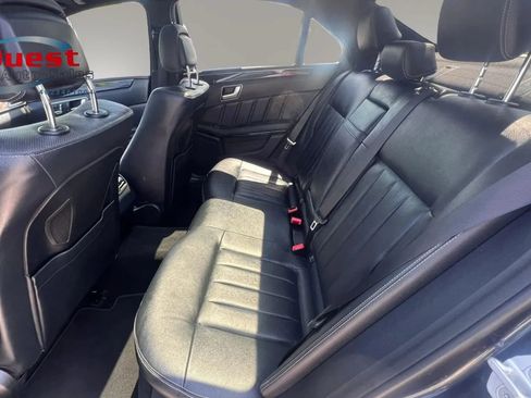 Used 2015 Mercedes-Benz E 400 Sedan w/ Driver Assistance Package image 22