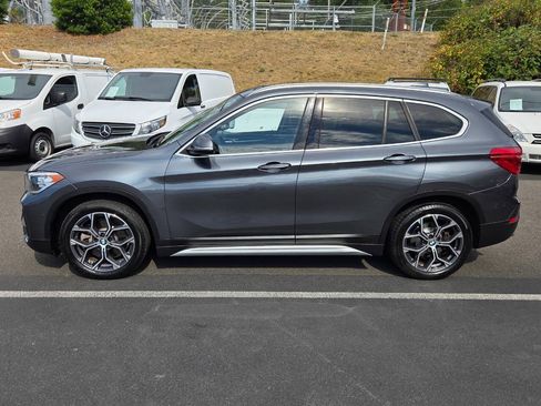 Used 2021 BMW X1 xDrive28i w/ Convenience Package AWD/4WD image 4