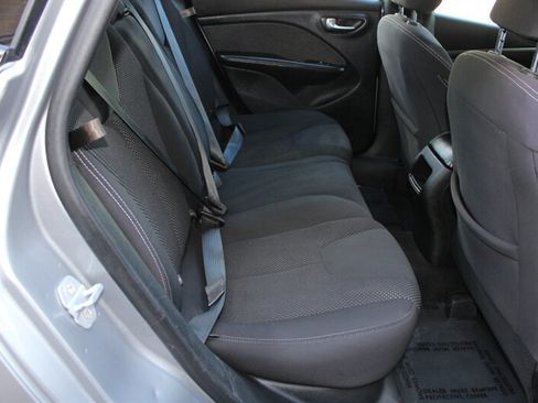 Used 2015 Dodge Dart SXT FWD image 15