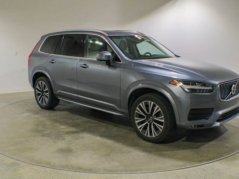 Used 2020 Volvo XC90 T5 Momentum w/ Protection Package AWD/4WD image 7