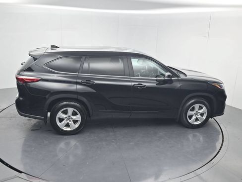 Used 2023 Toyota Highlander L FWD image 58