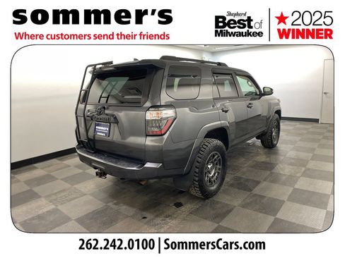 Used 2020 Toyota 4Runner SR5 image 5