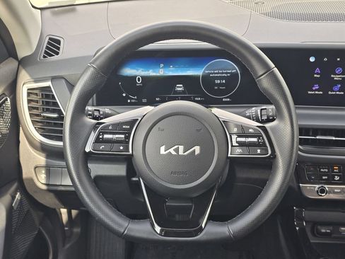 Used 2025 Kia Seltos SX w/ SX Sunroof Package AWD/4WD image 14