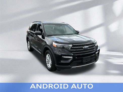 Used 2023 Ford Explorer XLT w/ Equipment Group 202A AWD/4WD image 10
