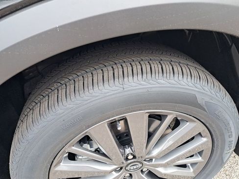 New 2025 Nissan Pathfinder SL w/ SL Premium Package image 29