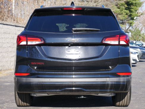 Used 2024 Chevrolet Equinox Premier AWD/4WD image 5