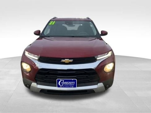 Certified 2021 Chevrolet TrailBlazer LT w/ Convenience Package image 3